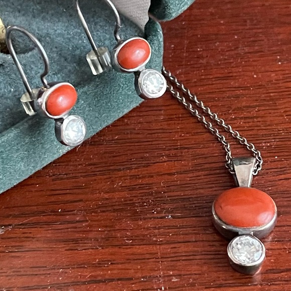 Peyote Bird Coral and Faceted White Topaz totem set - Picture 2 of 8